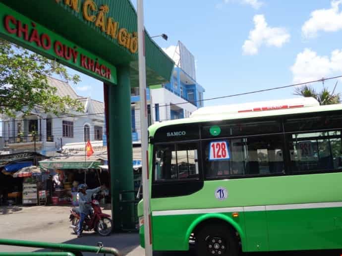 Xe bus số 128